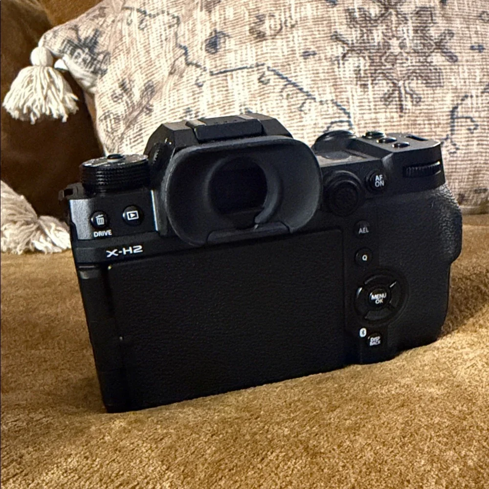 Fujifilm X-H2 Black Mirrorless Camera Body